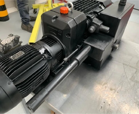 Expertos en servicios industriales para la reparación integral de bombas de vacío y sistemas de bombeo de líquidos